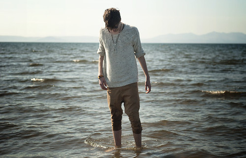 關于愛情中的失望和難受的說說帶圖片 失望攢夠了我自然會走1