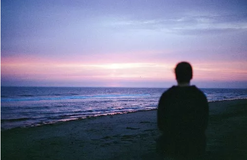 經(jīng)典語錄愛情美好短句打動(dòng)人心 你是我想躲又想遇見的人2