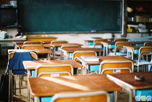 寫給年輕人的經(jīng)典愛情說(shuō)說(shuō) 00后必看的愛情哲理句子2