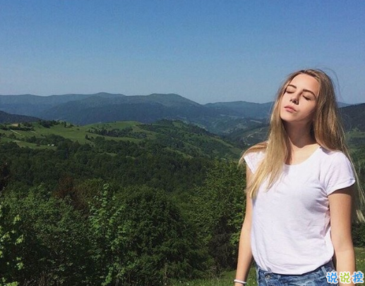 適合女生的愛情說(shuō)說(shuō)帶圖片最新 一不小心太喜歡你了4