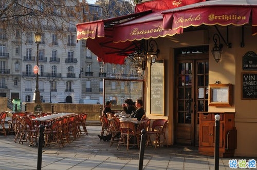 一個(gè)人內(nèi)心疼痛的說說帶圖片 痛徹心扉的失戀說說大全11