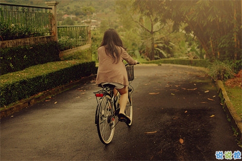 朋友圈用歌詞表達心情的傷感說說 歌曲表達傷感心情說說配圖8