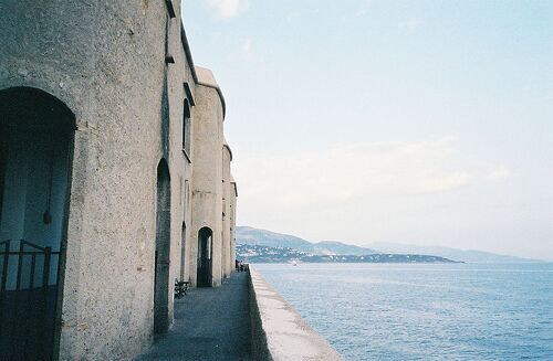 超勵志的正能量心靈雞湯說說帶圖片 與其擔(dān)心未來不如現(xiàn)在好好努力1