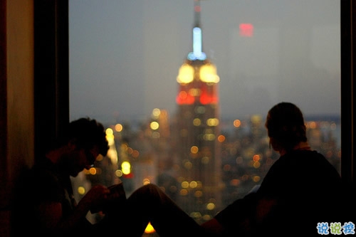 讓對方讀到就覺得心疼的傷感句子 一個人硬撐下去的傷感句子2