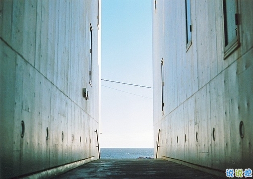 失去一個(gè)人的傷感說說帶圖片 感到傷心的難過句子2019最新3