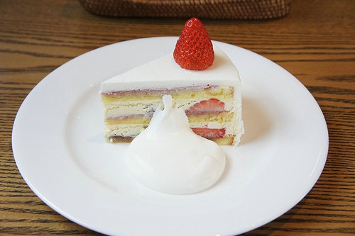 非常甜蜜的關(guān)于愛(ài)情的說(shuō)說(shuō)帶圖片 突然就覺(jué)得認(rèn)識(shí)你是件很美好的事情8