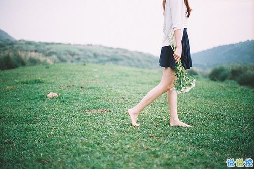 一個(gè)人獨(dú)處時(shí)候的孤獨(dú)是什么感覺(jué)呢？3