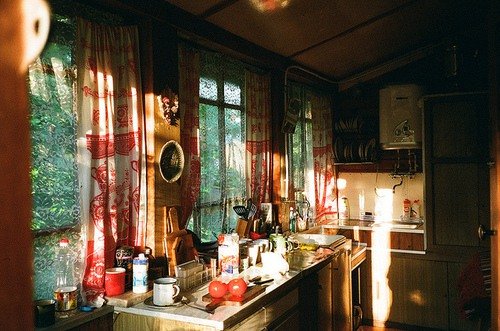 關(guān)于人生和愛情的唯美小清新句子帶圖片 我路過萬家燈火而你才是我的歸途1