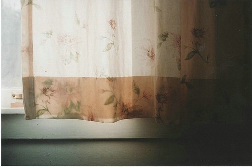 深夜里一個(gè)人心痛的傷感說說帶圖片 你們九九我八十一難6