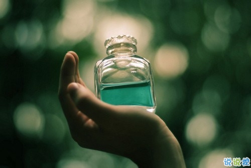 愛(ài)情破碎的悲傷說(shuō)說(shuō)帶圖片 讓人痛苦的愛(ài)情說(shuō)說(shuō)配圖6