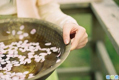 適合發(fā)說說的甜蜜的小情話帶圖片 我有三行情書只想唱給你聽14