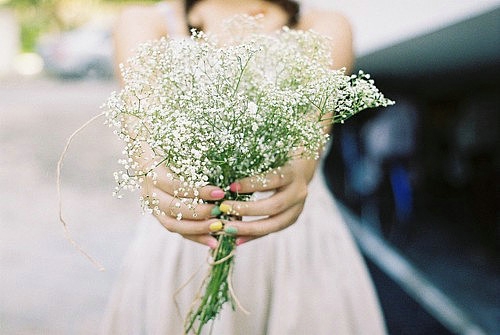 一個(gè)人感到孤獨(dú)寂寞時(shí)發(fā)的說(shuō)說(shuō)帶圖片 一個(gè)人只要學(xué)會(huì)了回憶就再不會(huì)孤獨(dú)4