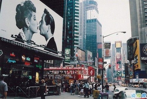 生活很累很現(xiàn)實(shí)的傷感說說 感到壓抑壓力很大的傷感說說2