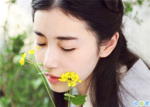 可以寫到作文里的經典哲理句子 作文必備唯美文藝句子2