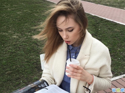 適合女生的愛情說(shuō)說(shuō)帶圖片最新 一不小心太喜歡你了2