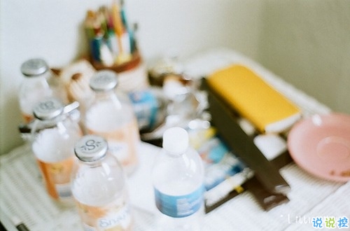 有些傷感的關(guān)于人生和成長(zhǎng)的說(shuō)說(shuō)帶圖片 生活的本質(zhì)就是離別13