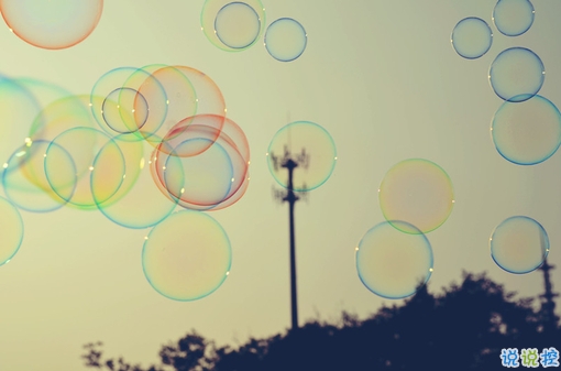 朋友圈吸引人的經(jīng)典說說帶圖片2019精選 看似簡單其實(shí)很具意義的句子2