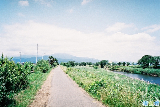 女生失戀分手后發(fā)的傷感愛(ài)情句子 對(duì)方看了想哭的愛(ài)情句子大全1