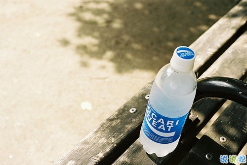 有種淡淡心酸的個(gè)性說(shuō)說(shuō)帶圖片 文字控喜歡的文藝個(gè)性說(shuō)說(shuō)配圖9