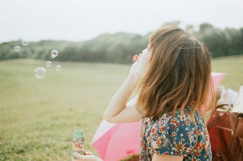 關(guān)于生活和人生很經(jīng)典的現(xiàn)實(shí)句子 很現(xiàn)實(shí)的經(jīng)典語錄大全2