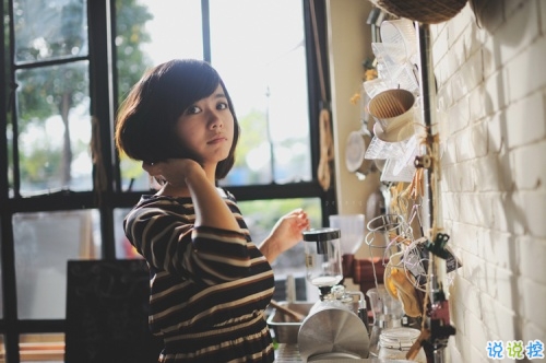 適合戀愛中的甜蜜發(fā)的說說帶圖片 我見過的全部風(fēng)景都抵不上你一句我想見你12