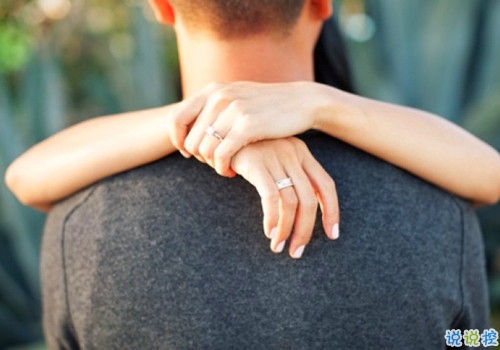 美好愛(ài)情經(jīng)典說(shuō)說(shuō)帶圖片 簡(jiǎn)單優(yōu)美的一句話說(shuō)說(shuō)關(guān)于愛(ài)情10