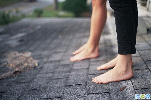 委屈和心里憋屈的說說 對(duì)一個(gè)人不值得的說說大全2