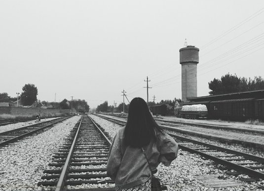 讓人讀起來特別難過的短句子 你聽過的最心酸的一句話是什么1