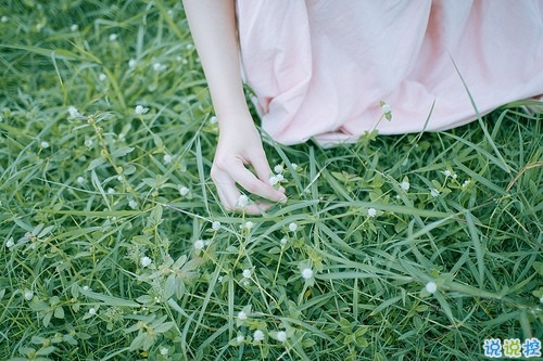 微信唯美憂傷說(shuō)說(shuō)一句話帶圖片 適合悲傷時(shí)發(fā)的唯美句子7