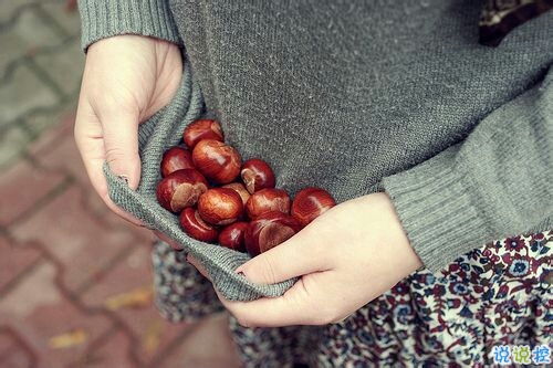 選擇放棄的傷感愛情說說帶圖片 描述對(duì)愛情感到無奈的說說15