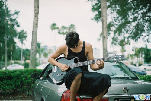 2018點(diǎn)贊最多的說(shuō)說(shuō)加圖片：速熱的人也速凍，熱鬧的人易散場(chǎng)7