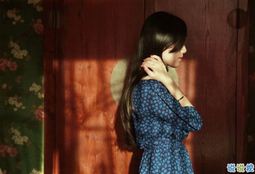 2018女生傷感難過圖片說說 我愛你愛了整整一個曾經(jīng)7