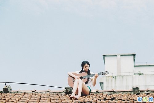 關(guān)于感情中的愛(ài)恨情仇的傷感句子帶圖片 其實(shí)你并沒(méi)有那么堅(jiān)強(qiáng)6