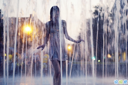 經(jīng)典正能量朋友圈說說帶圖片 2018別人必評的經(jīng)典說說配圖10