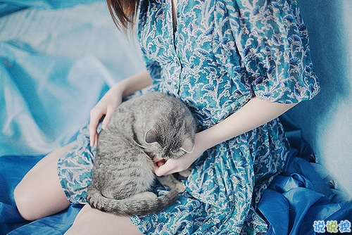 最新難過(guò)到心碎的傷感圖片說(shuō)說(shuō) 暗戀這場(chǎng)獨(dú)角戲12