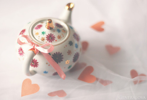 甜蜜浪漫情話只想說給你聽的說說帶圖片 想化作一陣風(fēng)輕柔的撫過你1