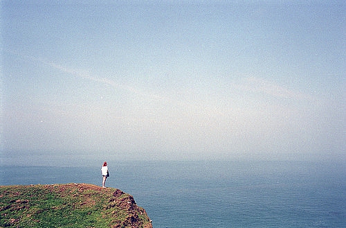 關(guān)于夏天的唯美文藝說說帶圖片 夏有彤云蔚然成風(fēng)9