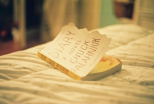 關(guān)于愛情讀起來就很心碎的傷感說說帶圖片8