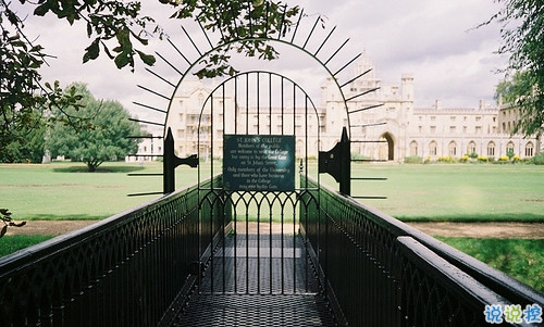 讓人感動(dòng)的愛(ài)情個(gè)性說(shuō)說(shuō)2019精選 總有些話觸碰到你的心靈1