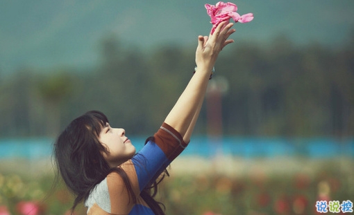 2019傷感的除夕說說一個人過 除夕傷感微信說說有點(diǎn)想哭2