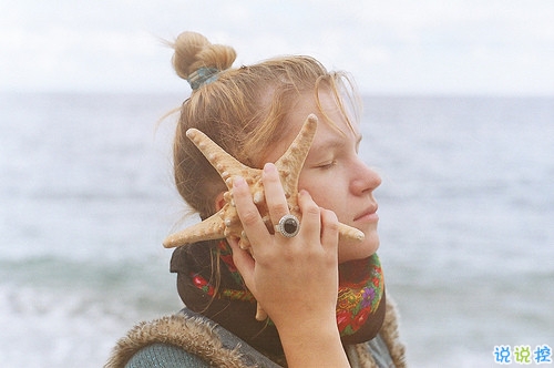 簡單而又唯美有哲理的英文說說帶圖片 你醒在別人的夢里5