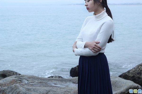 關(guān)于那些悄悄喜歡一個人的心情的心酸句子和圖片3