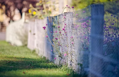 一個人委屈到哭的句子適合發(fā)朋友圈 形容無法訴說的委屈的句子2