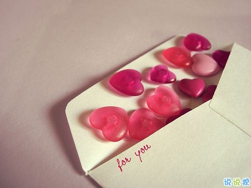 掩不住心酸的傷感句子很難過了 愛一個人的心酸往事傷感句子1