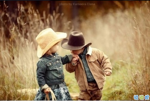 寫(xiě)給對(duì)象超甜的句子比初戀還甜 周杰倫的晴天都不如你和我聊天1