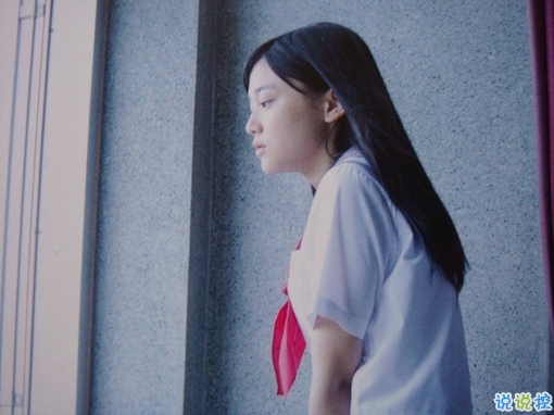 唯美又經典的青春成長說說帶圖片 不予時光度流年9