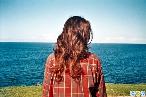 戀愛(ài)中那些甜蜜唯美又泛著心酸的句子帶圖 你說(shuō)今晚月色真美14