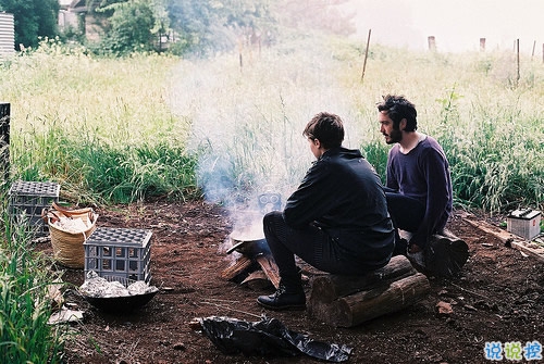 2018點(diǎn)贊最多的說(shuō)說(shuō)加圖片：速熱的人也速凍，熱鬧的人易散場(chǎng)11