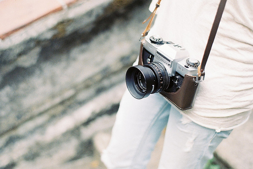 關(guān)于現(xiàn)實(shí)生活人生的哲理說(shuō)說(shuō)帶圖片 一個(gè)人活著應(yīng)該永遠(yuǎn)要把目光投向遠(yuǎn)方8