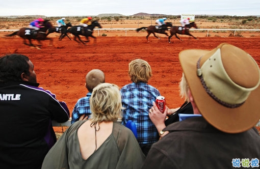 有關(guān)于戀愛(ài)的說(shuō)說(shuō)帶圖片2018最新說(shuō)說(shuō) 文字控大愛(ài)的愛(ài)情說(shuō)說(shuō)配圖9